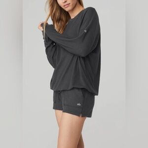 ALO YOGA Soho Pull Over